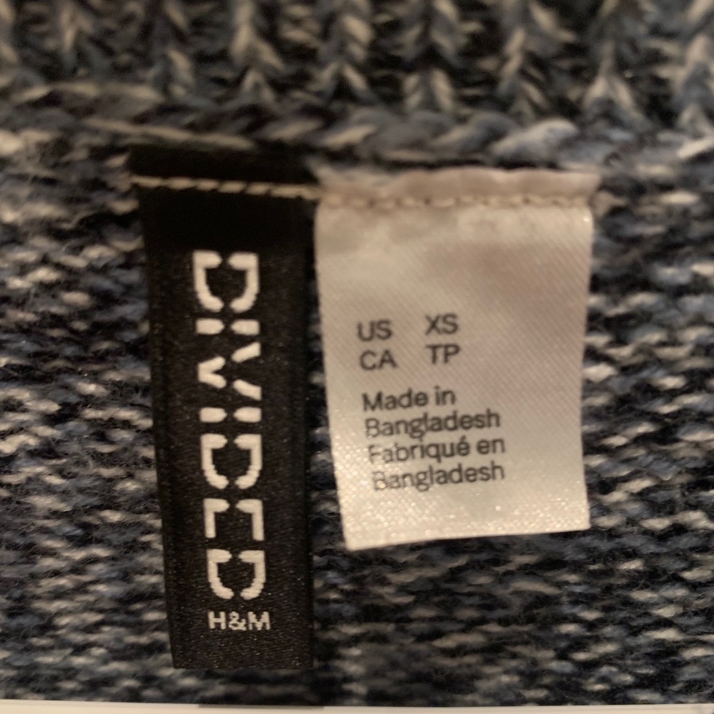 H&M sweater - Picture 3 of 3